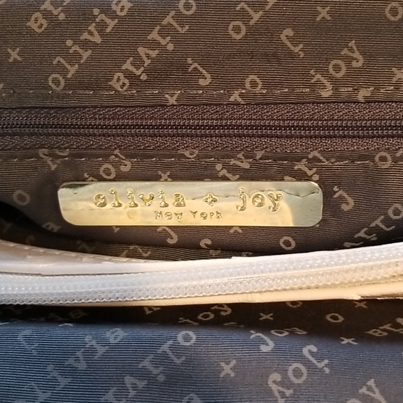 Olivia + Joy White Bag - Picture 5 of 9